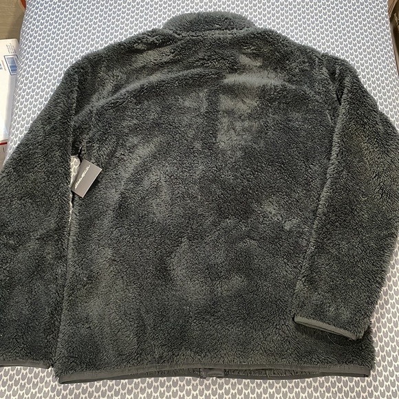Eddie Bauer Womens size small fuzzy zip-up - Picture 4 of 5